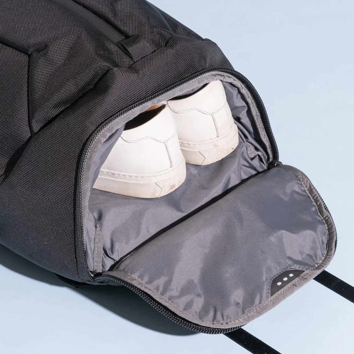 Aer Duffel Pack 3 Hybrid Backpack 21.4L - Image 4