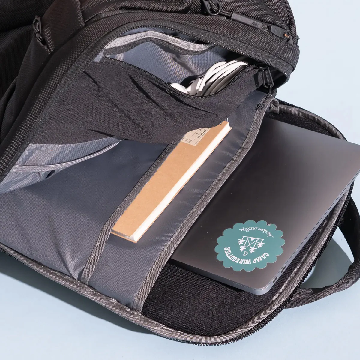 Aer Duffel Pack 3 Hybrid Backpack 21.4L - Image 5