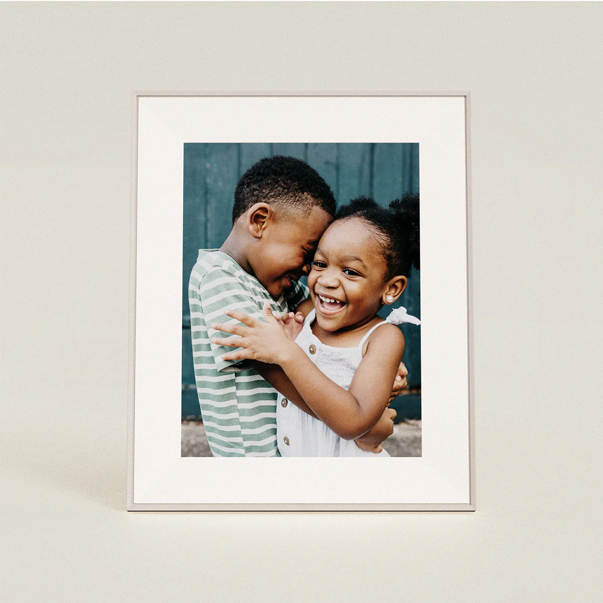 Aura Aspen 12-Inch Digital Photo Frame - Image 2