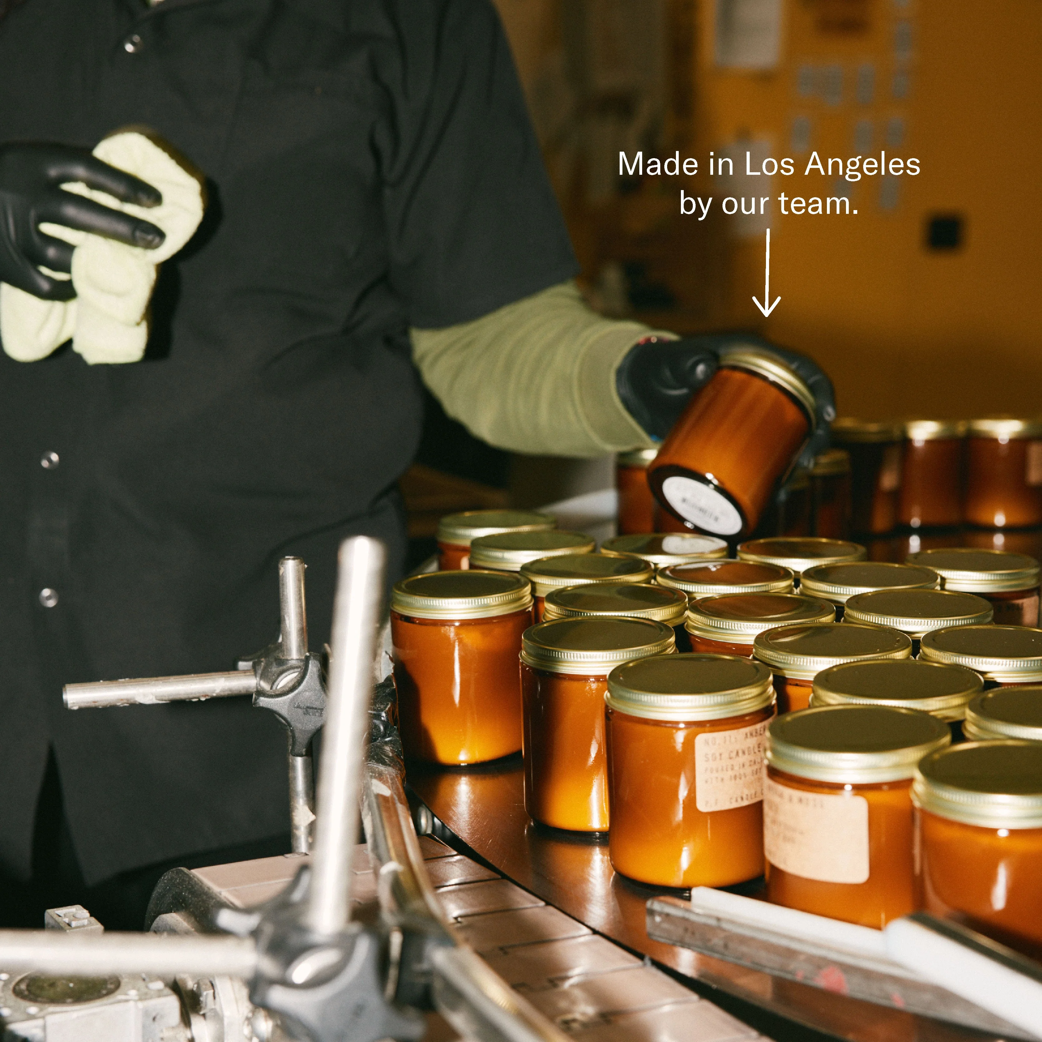 P.F. Candle Co. Amber & Moss Soy Candle - Image 3